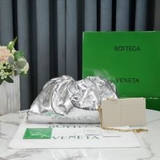 Bottega Veneta Pouch Clutch Bags